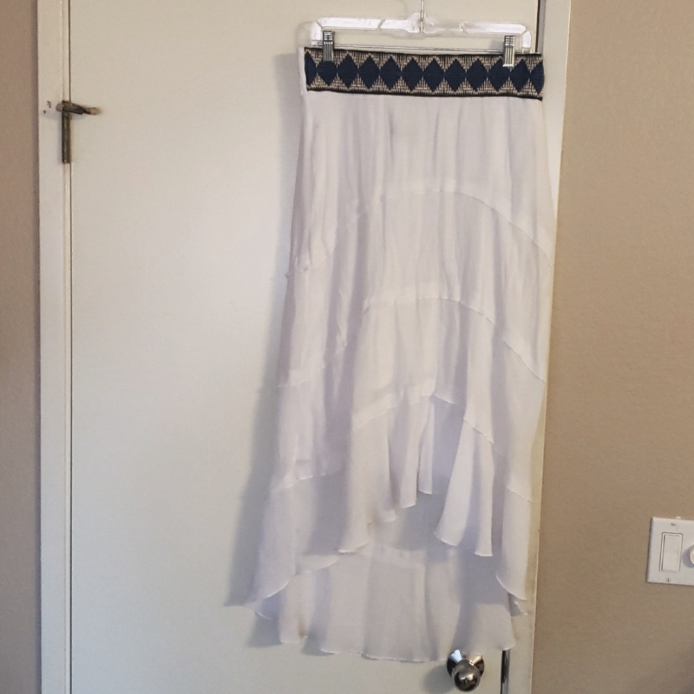 Flowy layered skirt